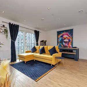 Luxury Apartment-free Parking-central Location-close To Airport, Station & Centre Apartment Luton (Bedfordshire)